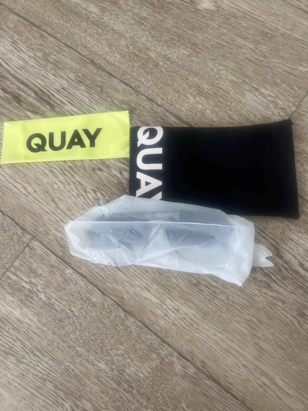 Quay high key black fade sunglasses